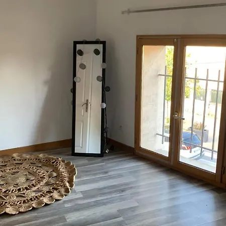 Duplex A Centre, 5 Couchages Distincts, Local Velos *